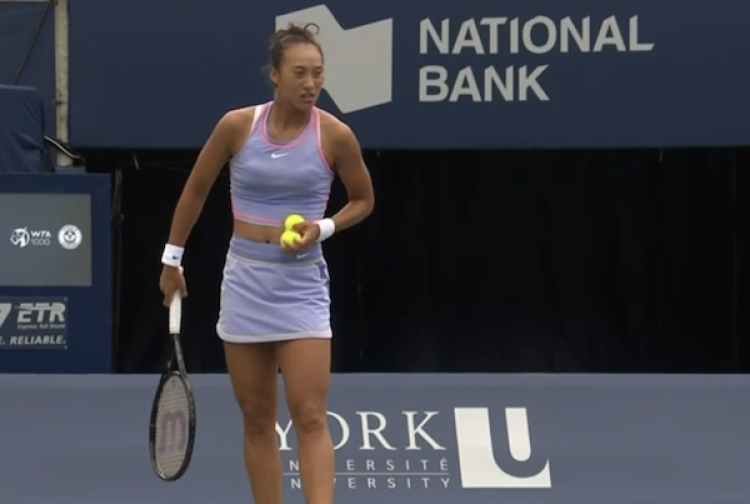  郑钦文逆转晋级，中国金花闪耀巴黎