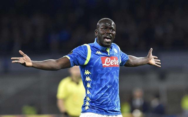  国际米兰引进顶级后卫补强防线冲击意甲冠军