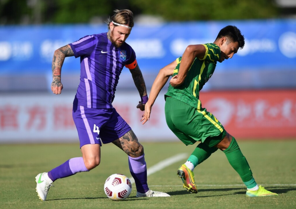  门将神扑力保城门，零封对手收获赞誉