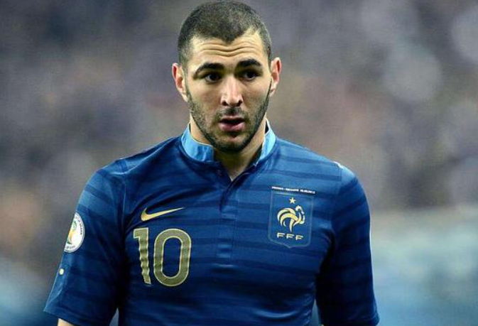  足坛名宿执教青年军，青训体系结出硕果