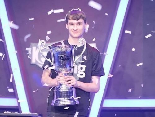  电竞解说名嘴云集，激情点评点燃全场