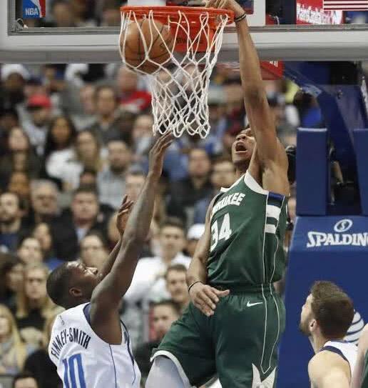  内线巨无霸统治禁区彰显绝对实力